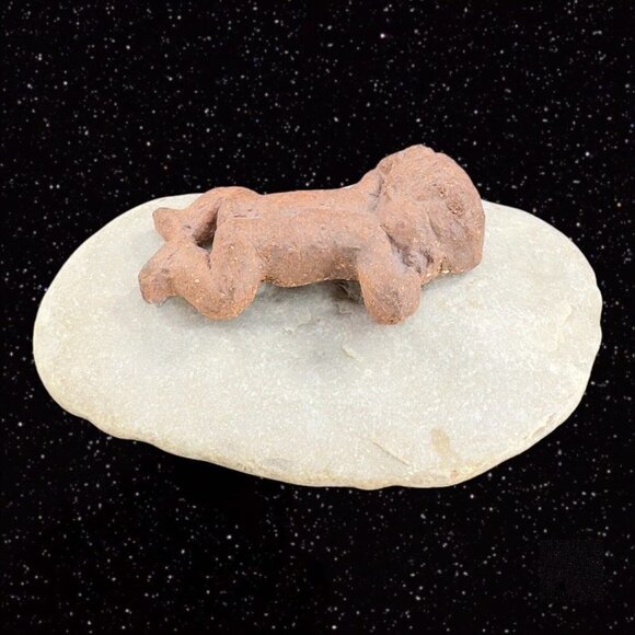 LPH Leonardo Art Works 1975 Pottery Baby on Rock Stoneware Figurine Statue Sign - Picture 1 of 11